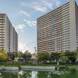 Your Parque Nacoes Apartment