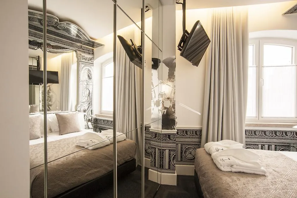 Bed & Breakfast Teatro Boutique Rooms & Suites Lissabon